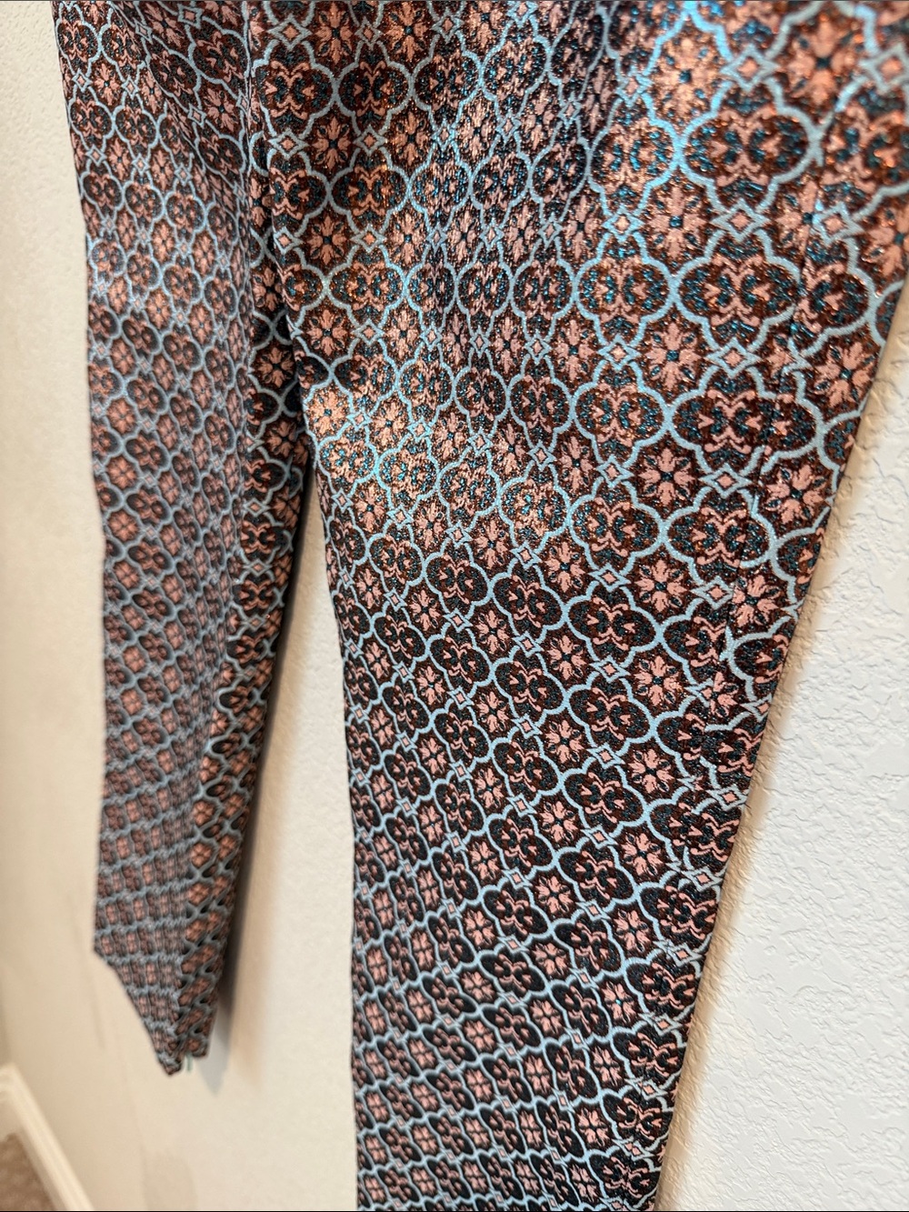 Alice + Olivia Printed Slim Chinos in Brown and Blue - Picture 5 of 7
